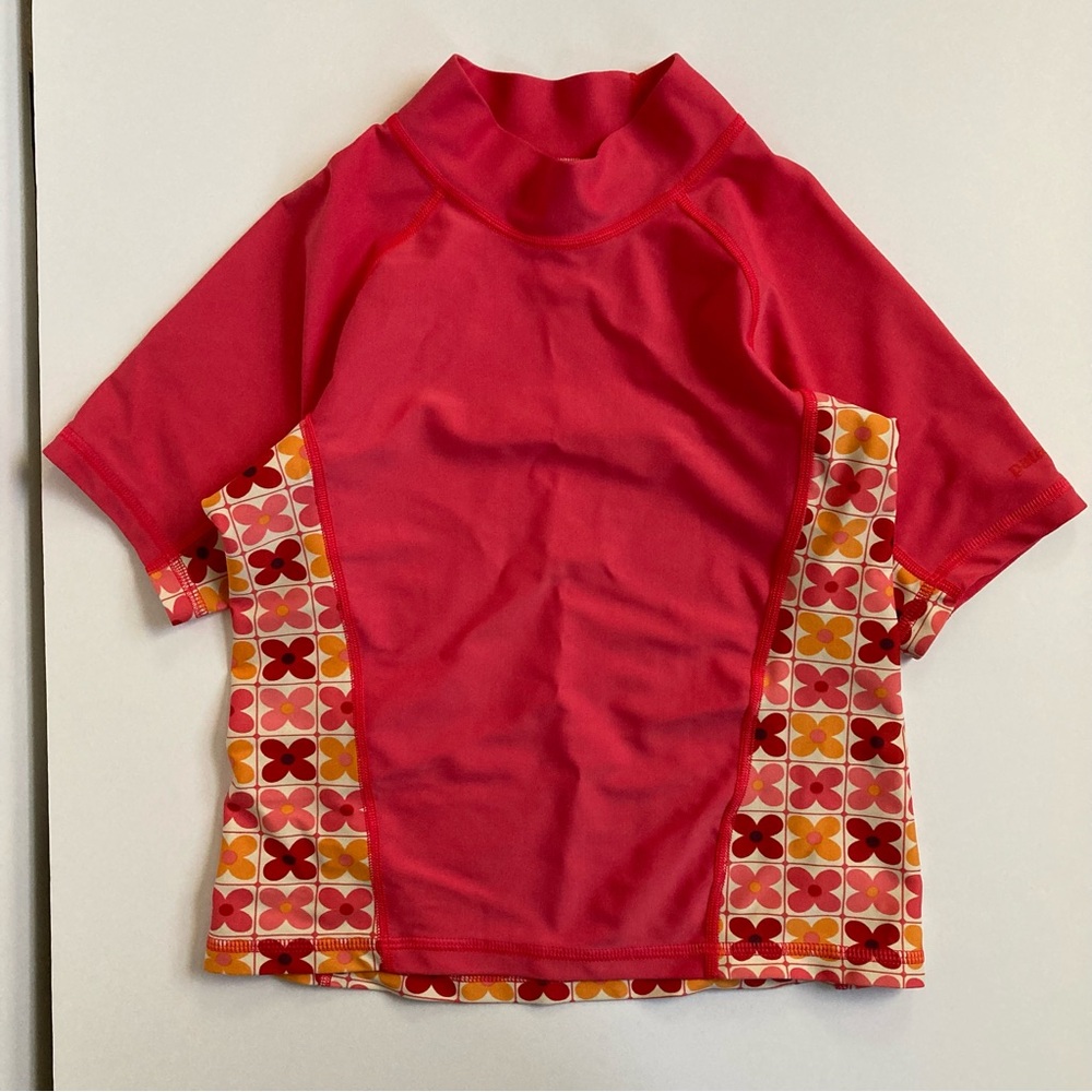 Patagonia Girls’ Floral Short Sleeve Swim Shirt/Rashguard